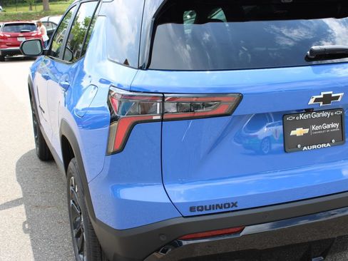New 2026 Chevrolet Equinox RS w/ Convenience Package III FWD image 35
