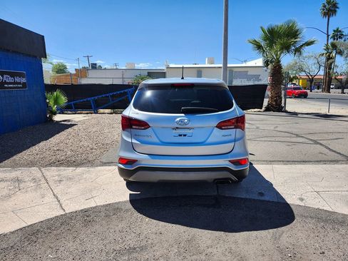 Used 2018 Hyundai Santa Fe Sport image 12