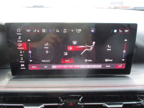 Used 2025 Dodge Hornet R/T w/ R/T Plus Package AWD/4WD image 23