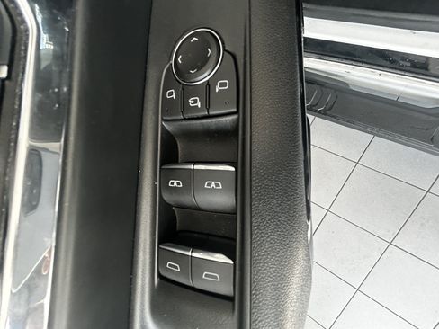 Used 2024 Chevrolet Silverado EV RST AWD/4WD image 11