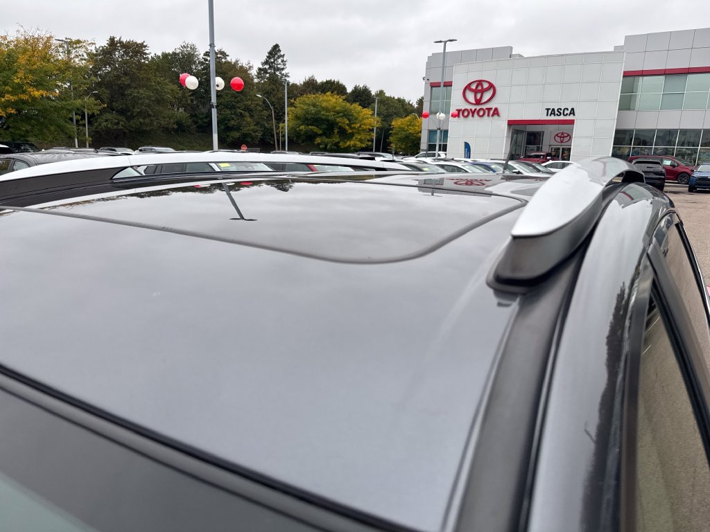 Used 2015 Toyota RAV4 XLE AWD/4WD image 45