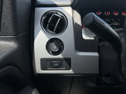 Used 2013 Ford F150 FX4 w/ Mid Equipment Group AWD/4WD image 28