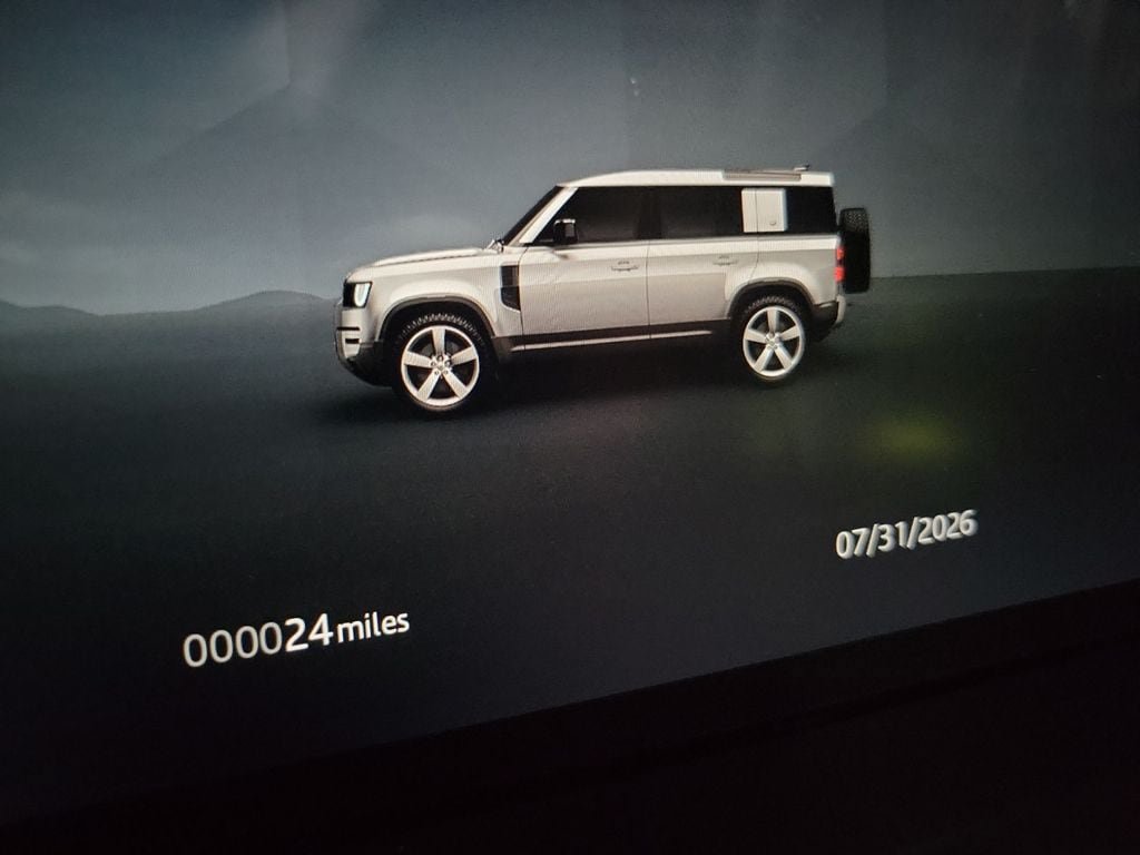 New 2026 Land Rover Defender 110 X-Dynamic SE AWD/4WD image 18