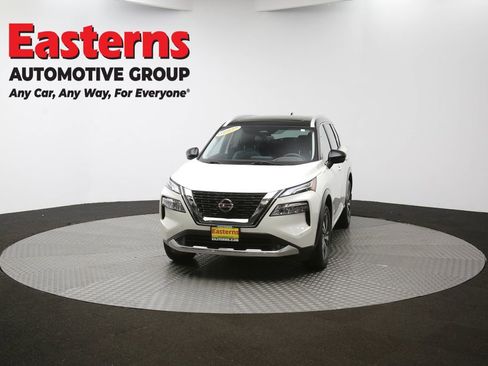 Used 2021 Nissan Rogue Platinum image 93