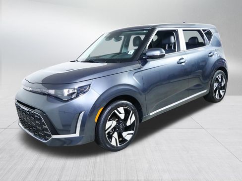 Used 2023 Kia Soul GT-Line FWD image 3