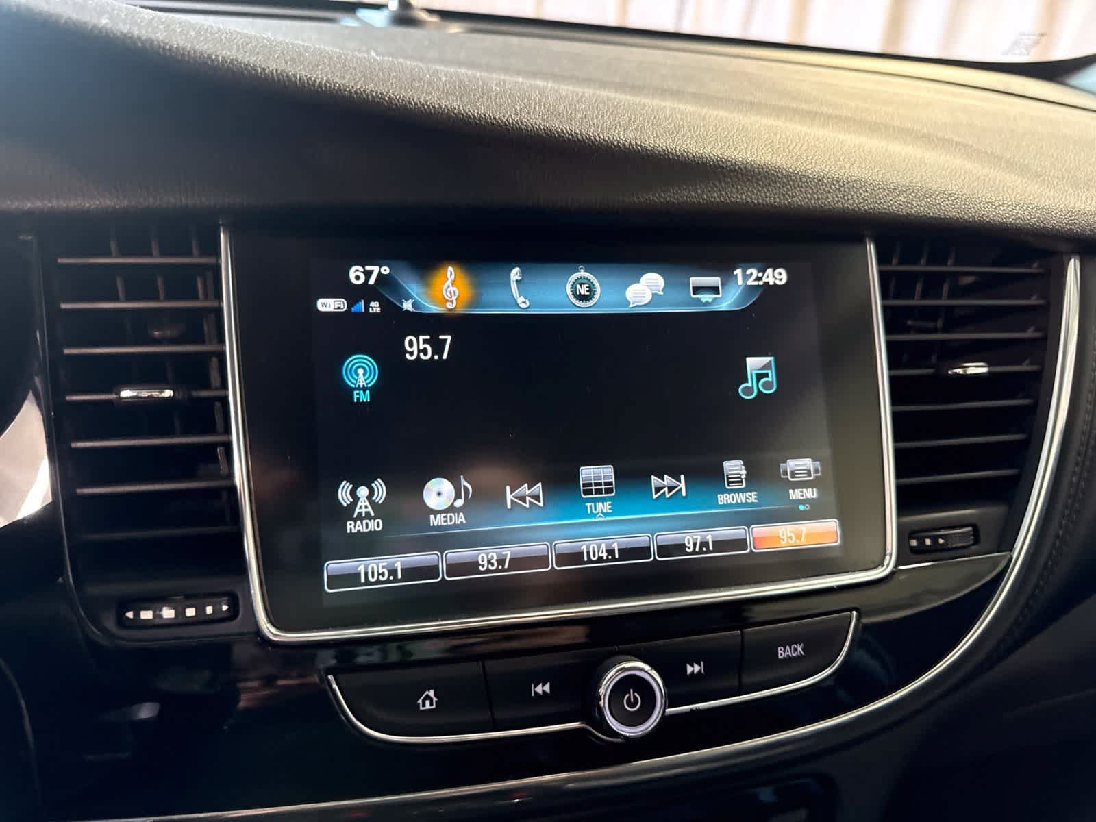 Used 2020 Buick Encore Preferred FWD image 27