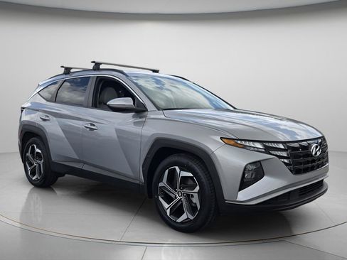 Certified 2023 Hyundai Tucson SEL w/ Convenience Package FWD image 9