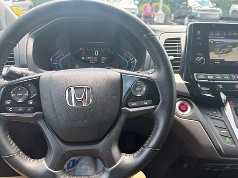 Used 2019 Honda Odyssey EX-L image 13