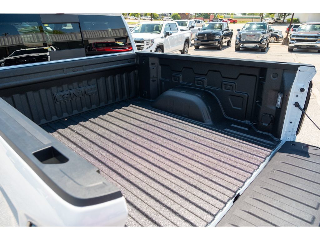 New 2026 GMC Sierra 1500 Denali w/ Technology Package AWD/4WD image 35