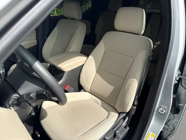 Used 2022 Chevrolet Traverse LS FWD image 10