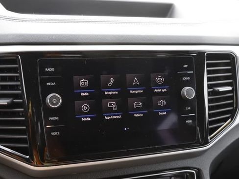 Used 2022 Volkswagen Atlas Cross Sport SE AWD/4WD image 24