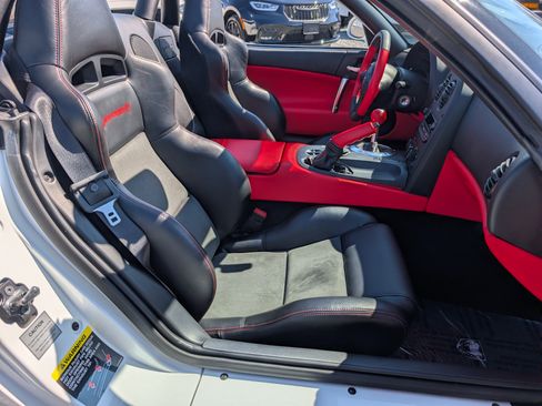 Used 2004 Dodge Viper SRT-10 image 12