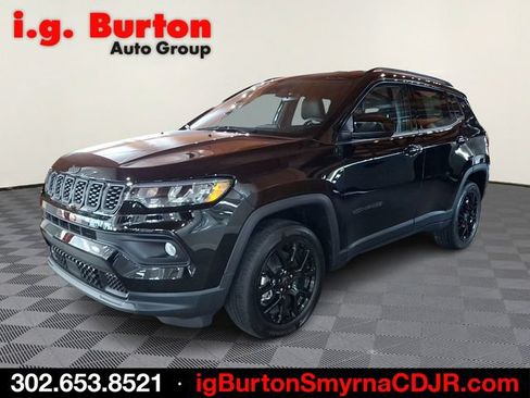 New 2026 Jeep Compass Latitude AWD/4WD image 3