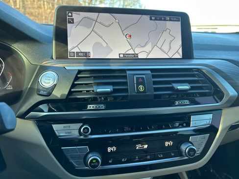 Used 2021 BMW X3 xDrive30i w/ Premium Package image 12