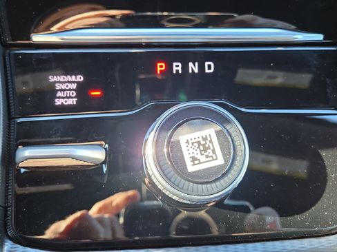 New 2026 Jeep Grand Cherokee Altitude image 21