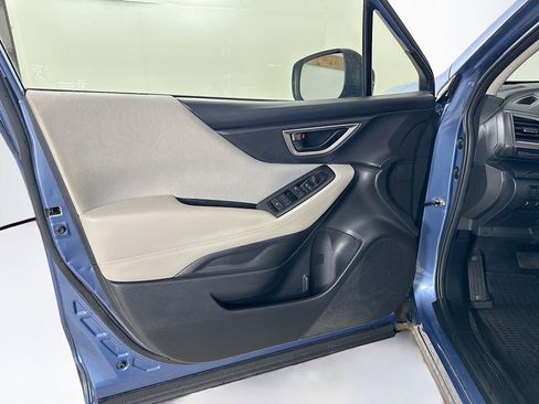 Used 2021 Subaru Forester image 8