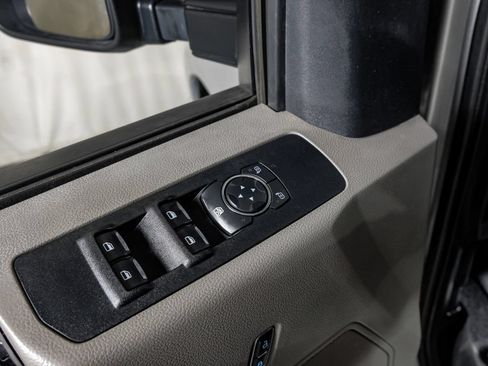 Used 2019 Ford F250 XLT AWD/4WD image 32