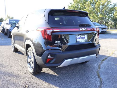 New 2026 Kia Seltos LX image 5