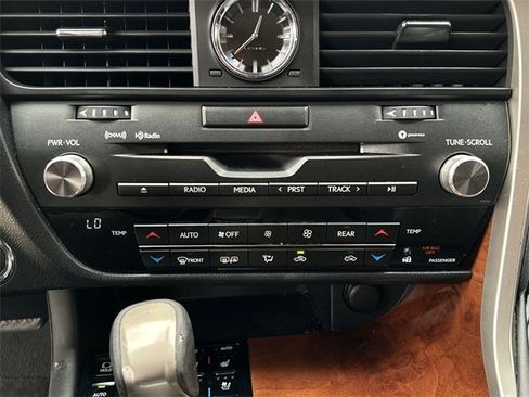 Used 2018 Lexus RX 350L FWD image 26