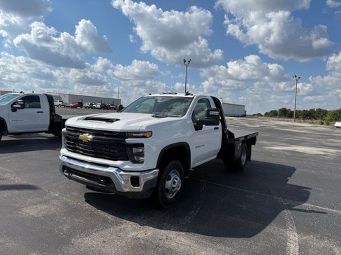 New 2025 Chevrolet Silverado 3500 W/T w/ WT Convenience Package AWD/4WD image 2