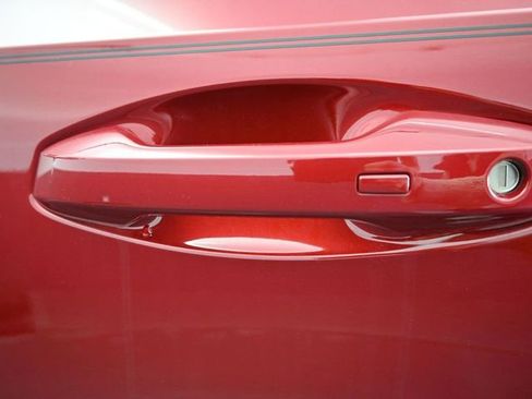Used 2025 Nissan Kicks SR FWD image 34