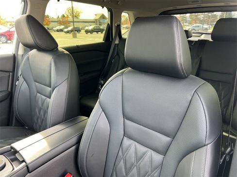 New 2026 Nissan Rogue Platinum image 12