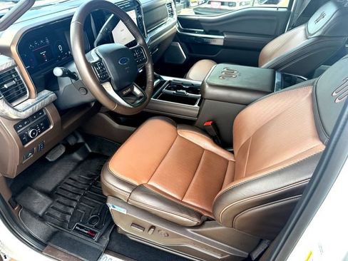 Certified 2024 Ford F250 King Ranch w/ FX4 Off-Road Package AWD/4WD image 9