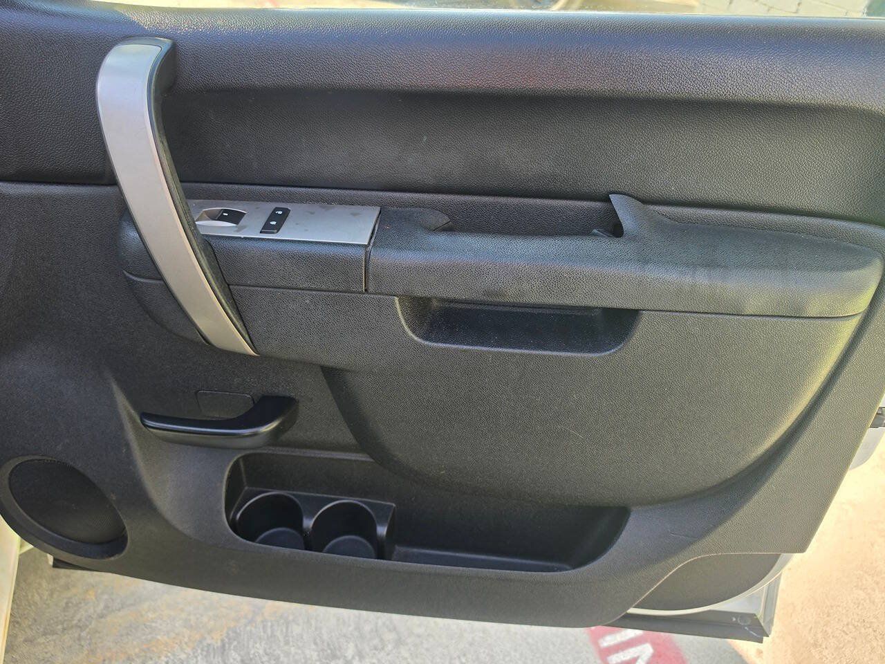 Used 2011 Chevrolet Silverado 1500 LT w/ All-Star Edition RWD image 29