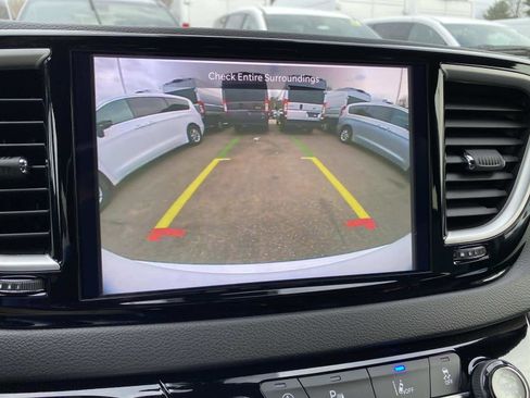 New 2026 Chrysler Voyager LX image 12