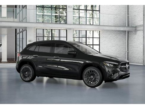 New 2026 Mercedes-Benz GLA 250 image 12