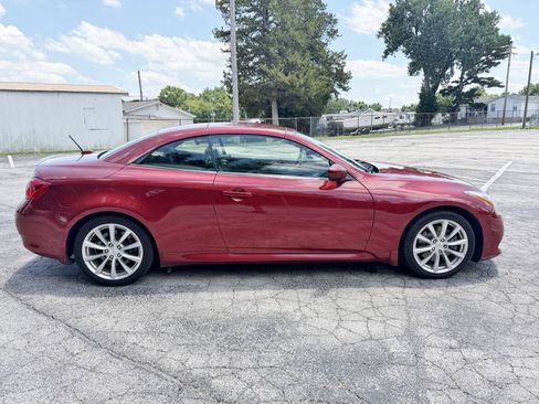 Used 2014 INFINITI Q60 Convertible w/ Premium Package RWD image 8