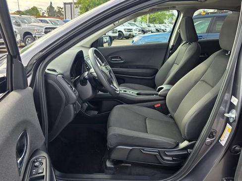 Used 2021 Honda HR-V EX image 16