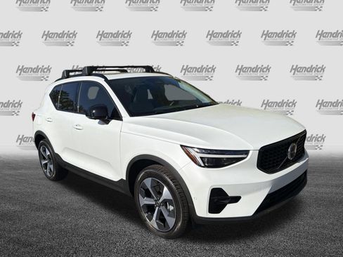 New 2026 Volvo XC40 B5 Plus w/ Protection Package Premier AWD/4WD image 2