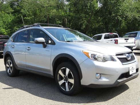 Used 2015 Subaru Crosstrek Touring AWD/4WD image 3