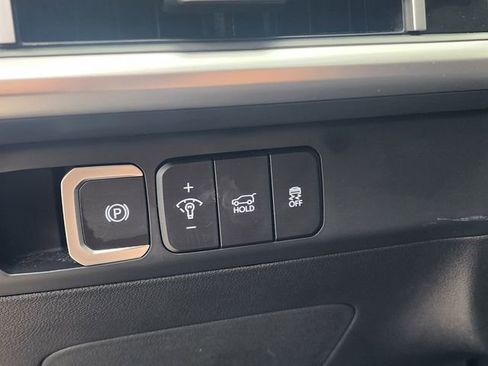 Used 2026 Hyundai Santa Fe SEL FWD image 23