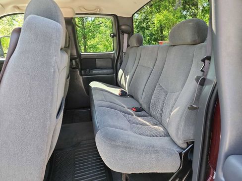 Used 2003 Chevrolet Silverado 2500 LS image 31