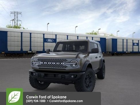 New 2026 Ford Bronco Badlands AWD/4WD image 4