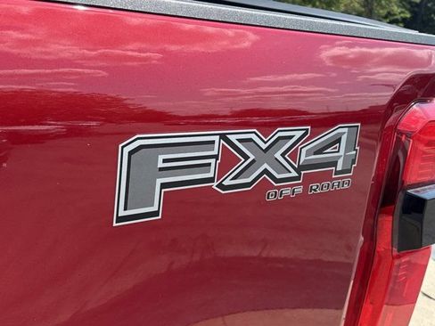 Used 2026 Ford F250 Lariat w/ Black Appearance Package AWD/4WD image 16