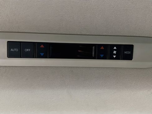 Certified 2021 Toyota Sienna XLE w/ XLE Plus Package FWD image 27