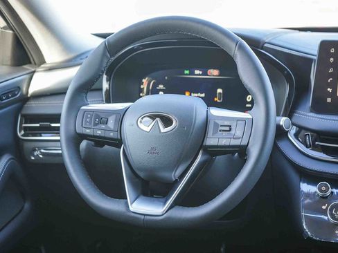New 2026 INFINITI QX60 Pure image 17