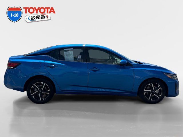 Used 2024 Nissan Sentra SV FWD image 6