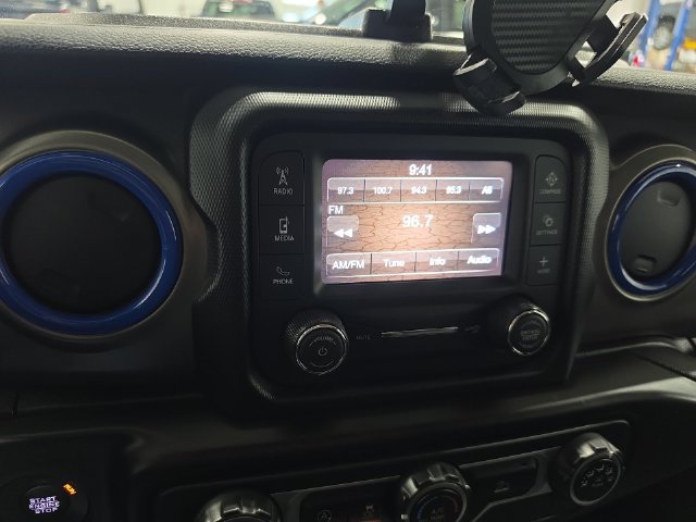 Used 2021 Jeep Gladiator Sport AWD/4WD image 13
