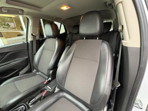 Used 2019 Buick Encore Preferred AWD/4WD image 25