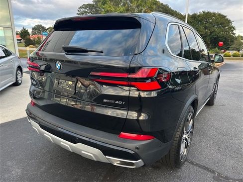 Used 2024 BMW X5 sDrive40i w/ Executive Package image 3
