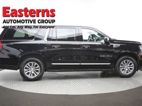 Used 2025 GMC Yukon XL Denali AWD/4WD image 47