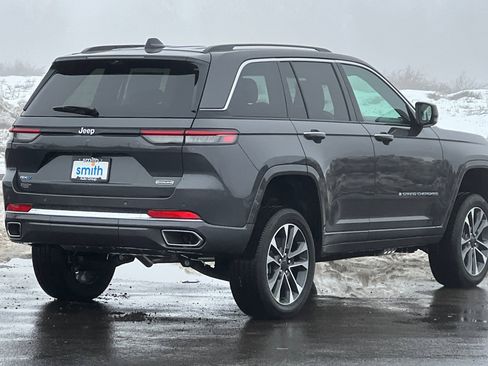 New 2024 Jeep Grand Cherokee Overland w/ Luxury Tech Group IV image 4