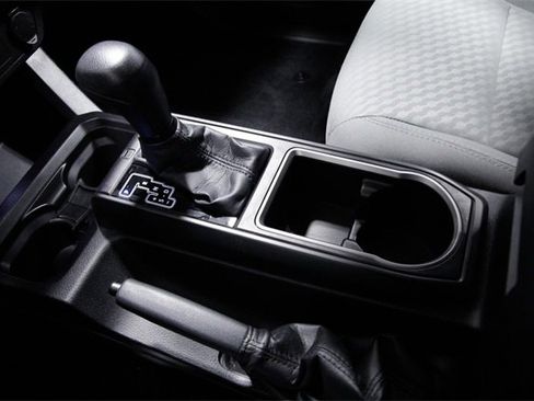 Used 2021 Toyota Tacoma SR image 27