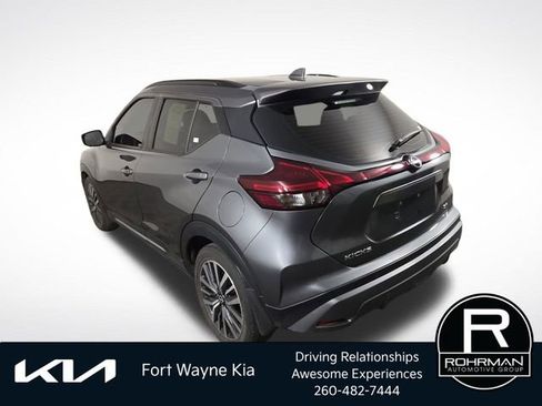 Used 2023 Nissan Kicks SR w/ SR Premium Package FWD image 10