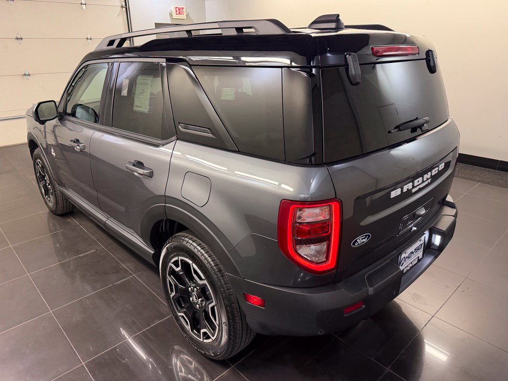 New 2026 Ford Bronco Sport Outer Banks w/ Outer Banks Tech Package+ AWD/4WD image 4