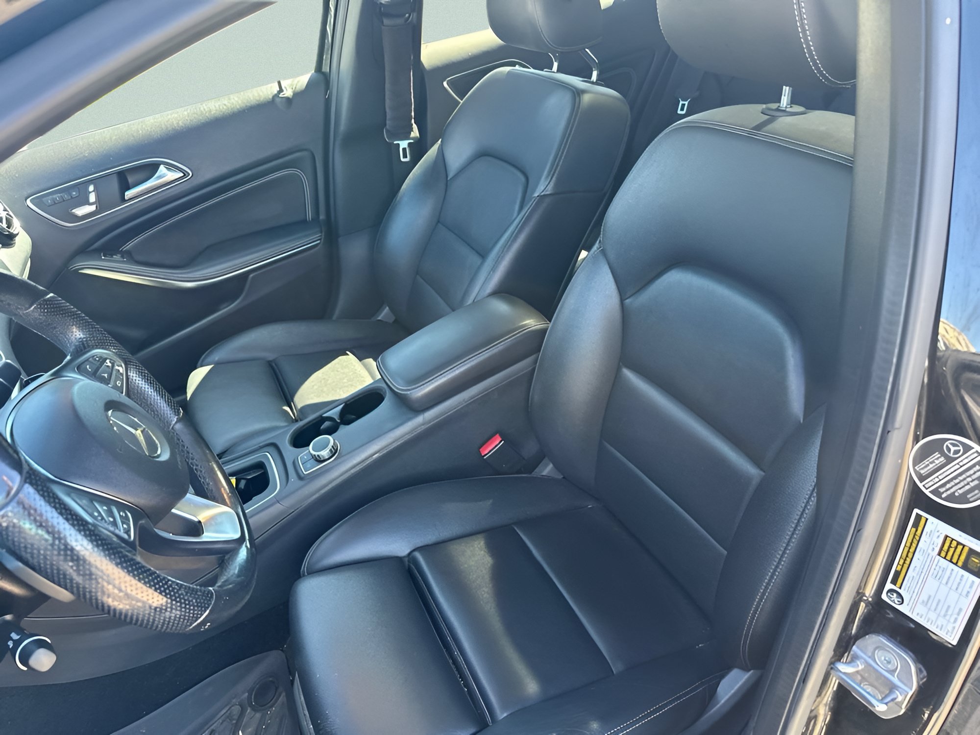 Used 2019 Mercedes-Benz GLA 250 4MATIC image 26